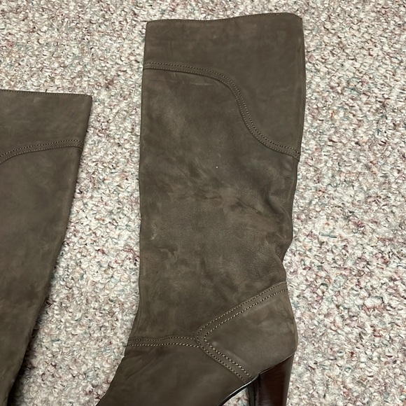 Itilian leather heeled boots - Picture 2 of 8